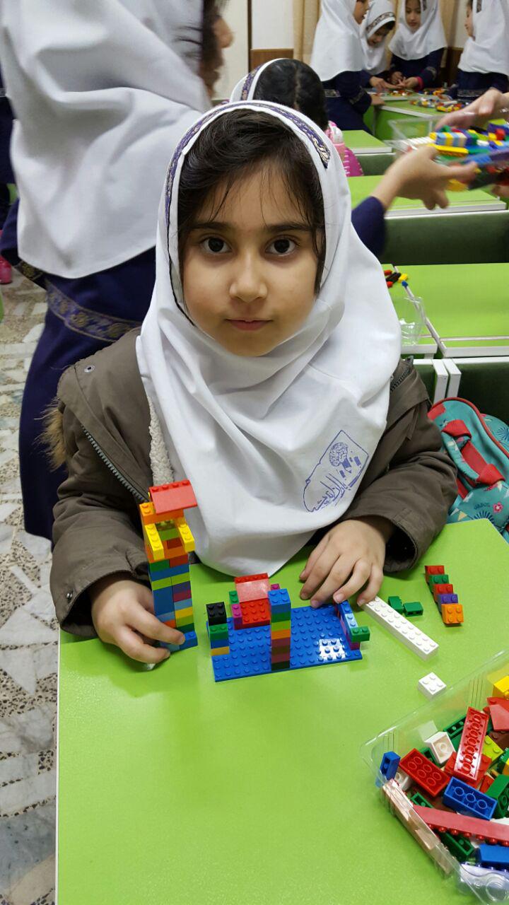 فعالیت های لگوی آموزشی دی ماه دانش آموزان باران اندیشه